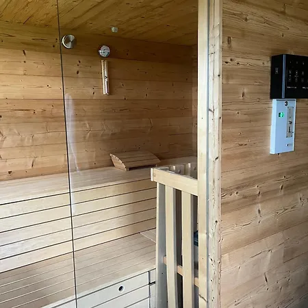 Charlotte - Kurort Gohrisch - Terrasse - Gartensauna - Parkplatz * Papstdorf